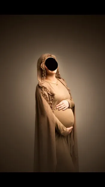 Robe manche longue + cape avec capuche. Tenue shooting de grossesse mastour,