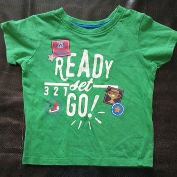 t shirt vert 24 mois