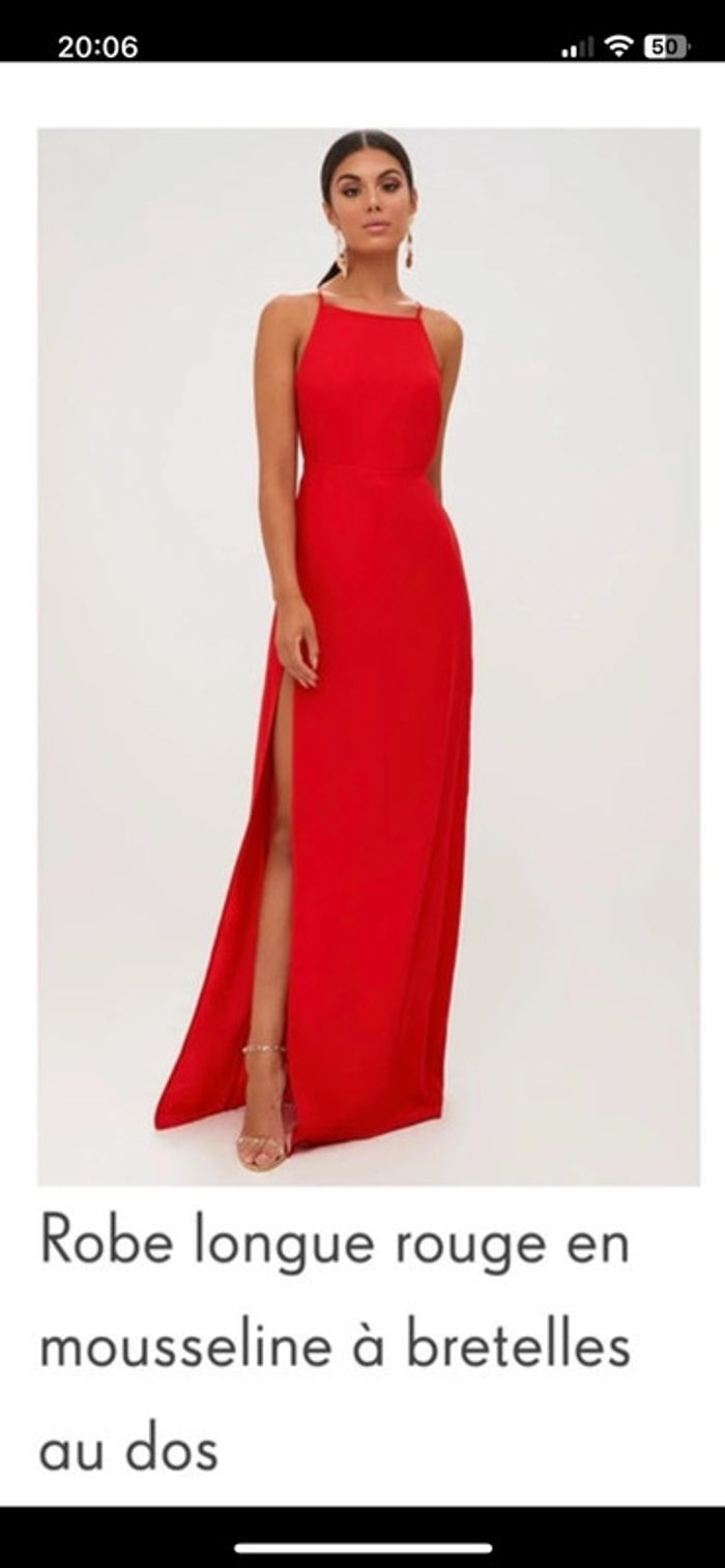 Robe rouge dos nu - photo numéro 2