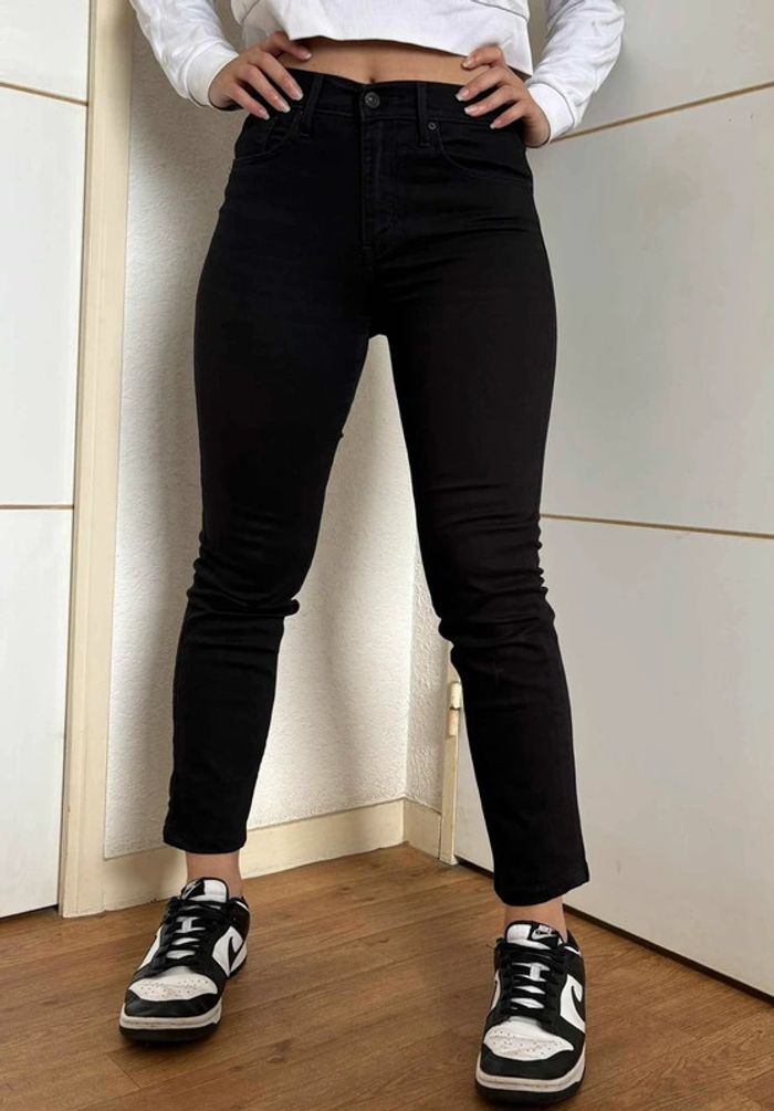 Jean Lévi’s 724 premium high rise straight droit noir W27 36/38 S/M parfaite état
