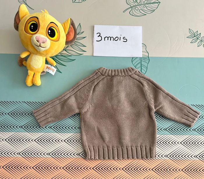 Pull taille 3 mois - photo numéro 2