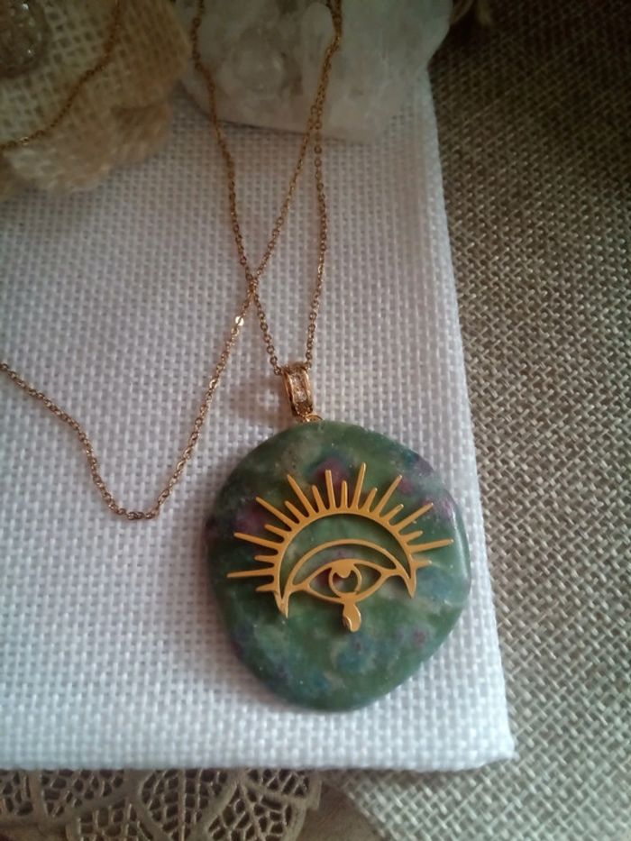 Collier réversible en pierre naturelle de rubis sur zoisite