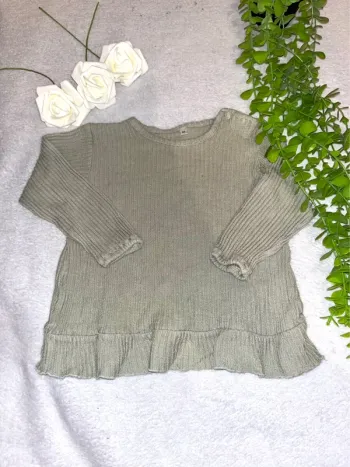 Très beau haut à longue manche pour bébé fille