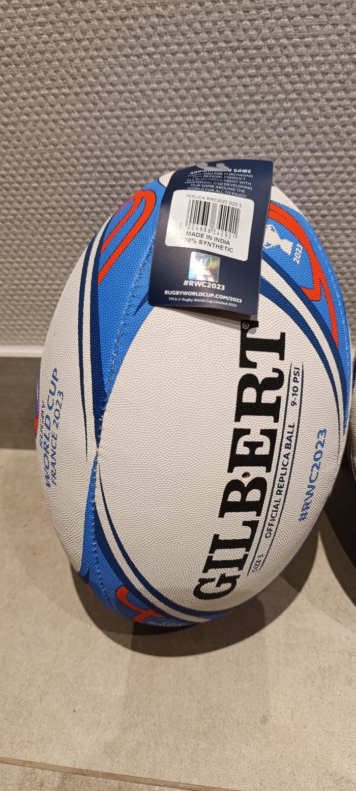 Lot de 3 ballons de rugby neufs - photo numéro 2