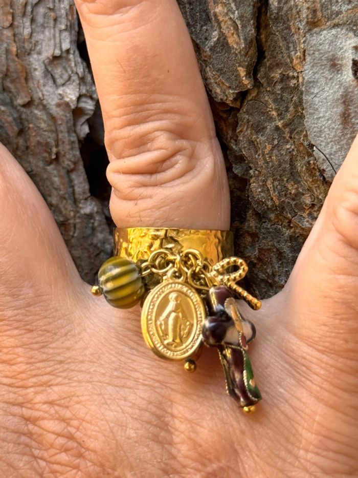 Bague large réglable habaha Paris breloques croix noeud vierge perles - photo numéro 7