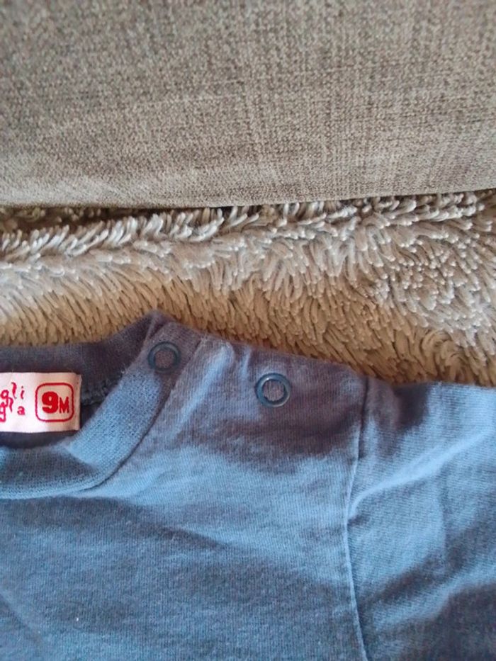 T- shirt 9 mois - photo numéro 4
