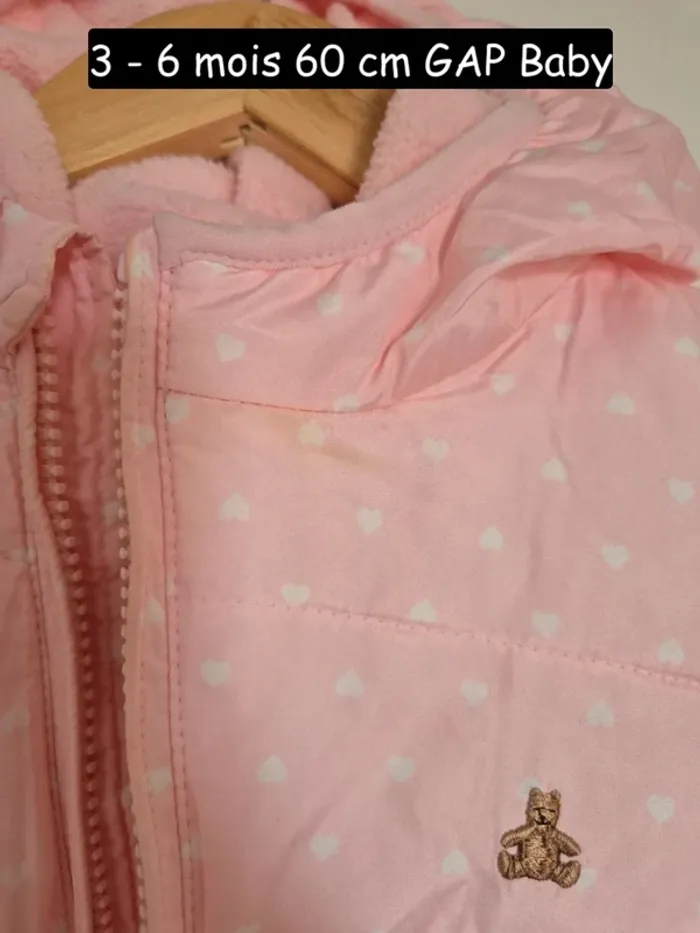 Combi pilote bébé 60 cm 3- 6 mois
GAP baby rose petit ourson - photo numéro 5