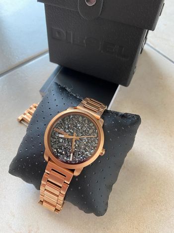 Montre femme cuivre Diesel