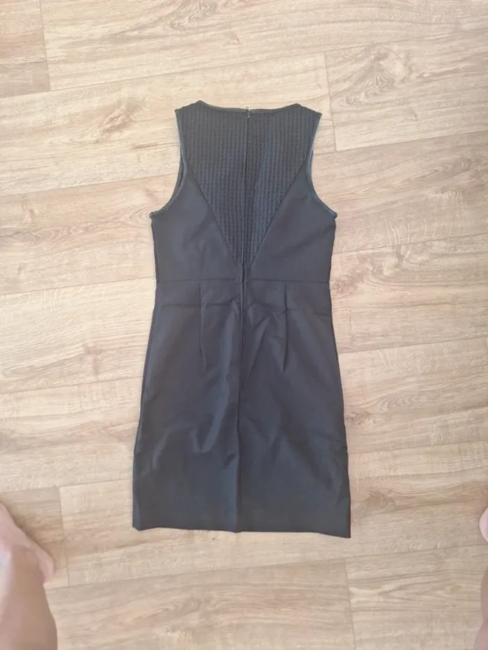 Robe noire Naf Naf 36 - photo numéro 4