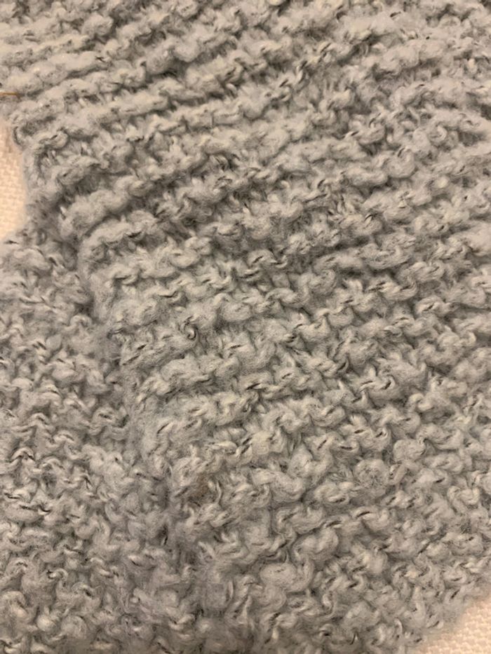 Écharpe grise - photo numéro 2