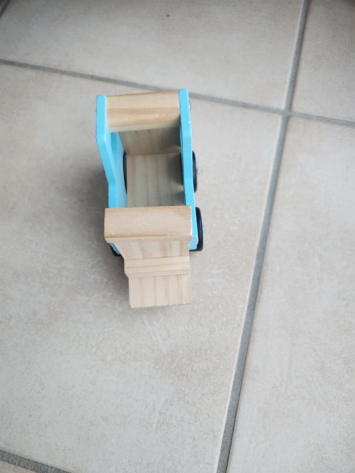 Camion en bois Fizzy - photo numéro 3