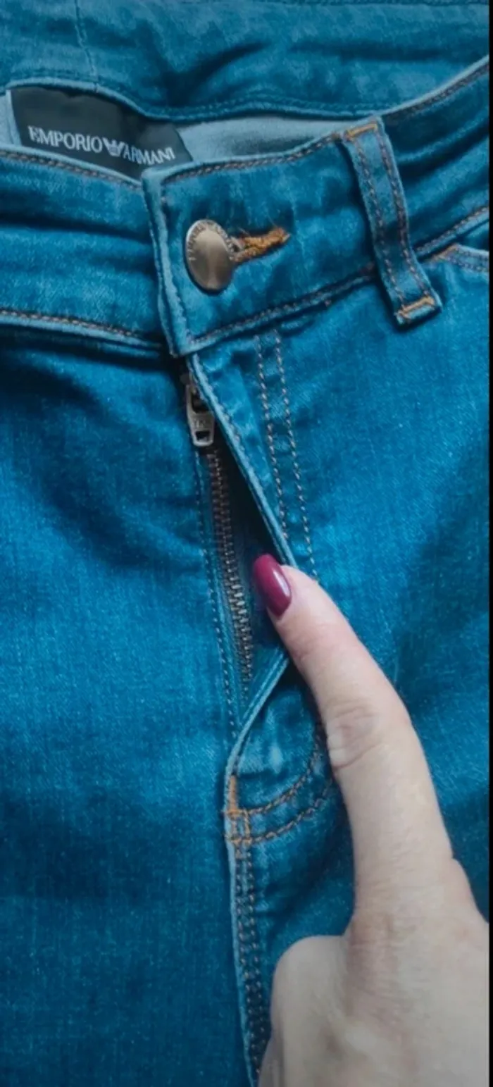 Jean Emporio Armani bleu W29 - photo numéro 7