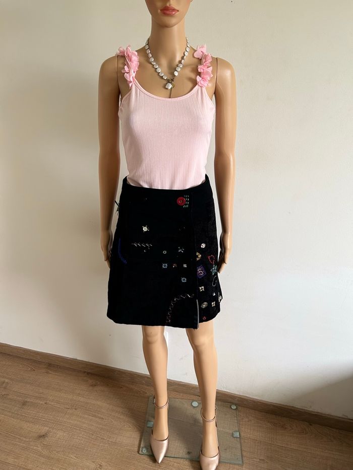Jupe noire mi longue Desigual taille 36 jamais portée - photo numéro 3