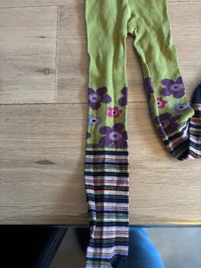 Collant Vertbaudet pointure 27/30 - photo numéro 3