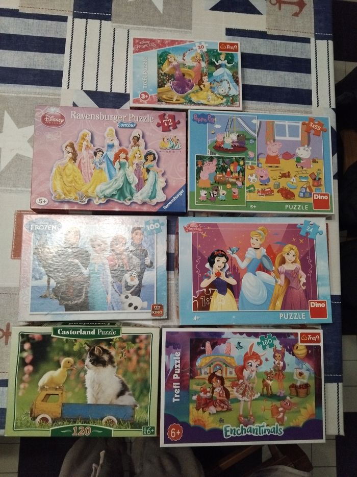 Lots 9 puzzle très bonne état