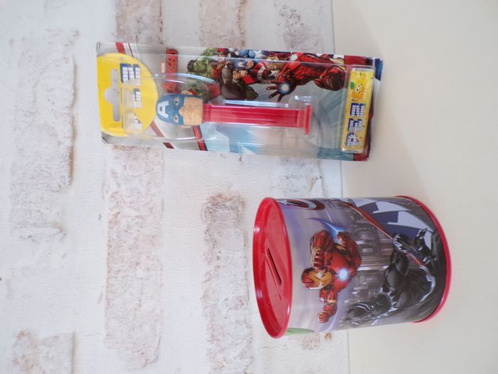 Tirelire Marvel - Pez - Avengers - Captain America (J29) - photo numéro 2