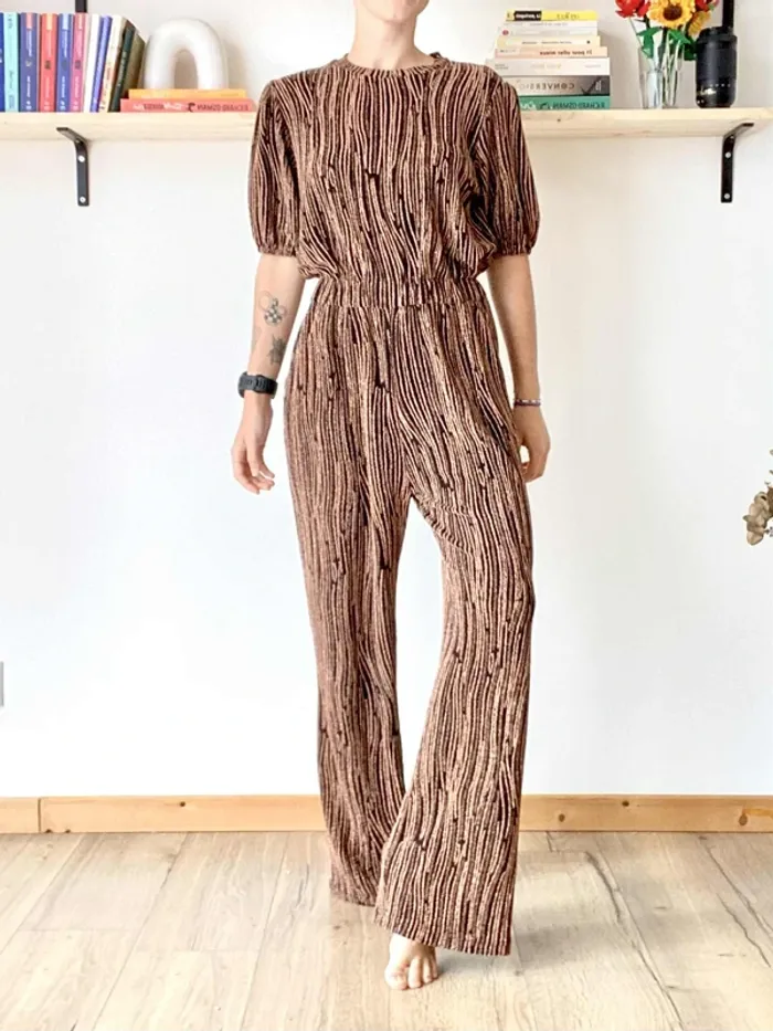 Combinaison Peace N'Love en taille S/M - Très bon état - photo numéro 3