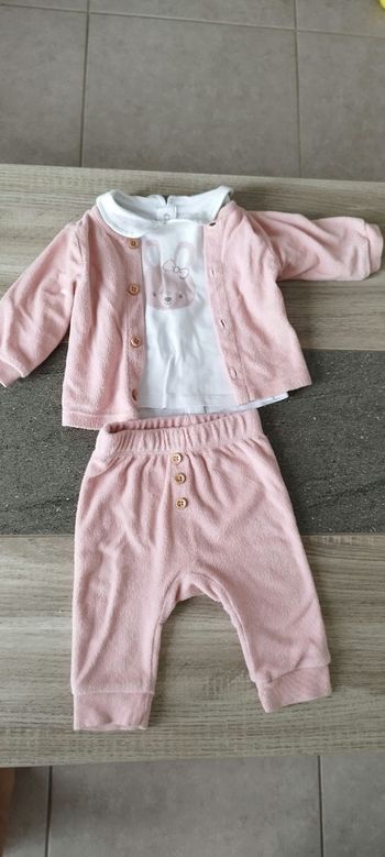 Ensemble trois pièces