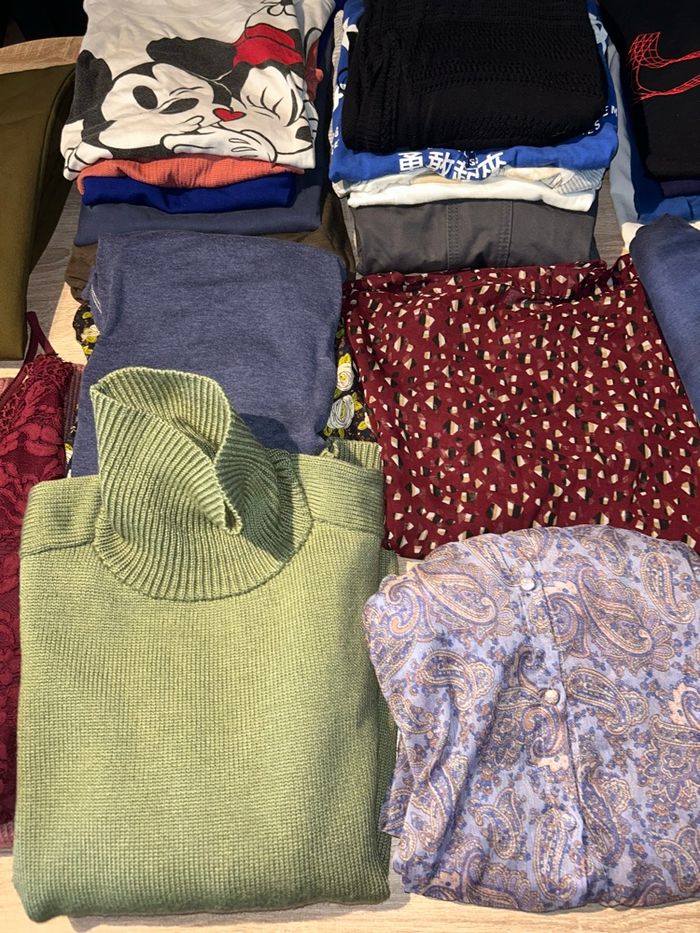 Gros lot de vêtements femme - photo numéro 2