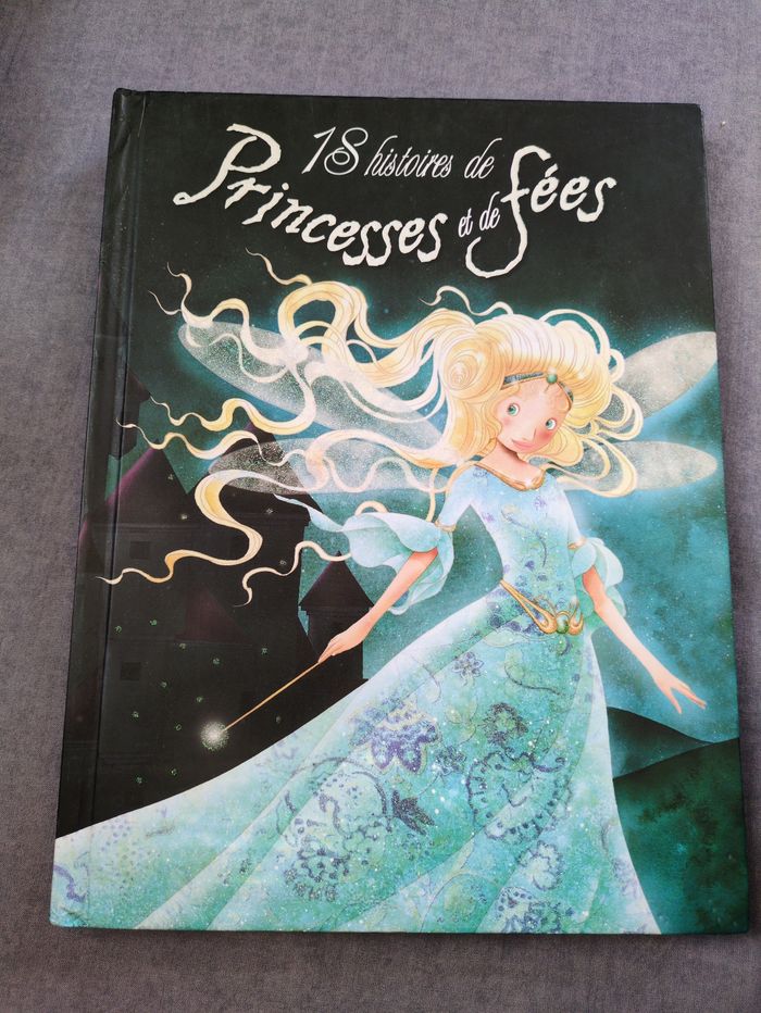 18 histoires de Princesses et de fées - photo numéro 1