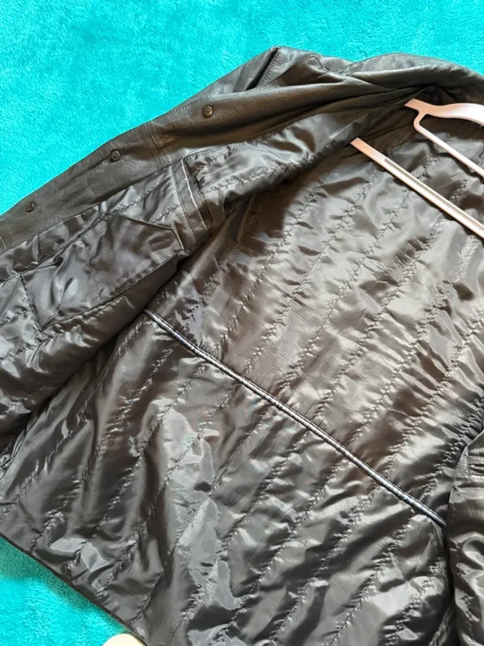 Veste en cuir noir / manteau en cuir noir - photo numéro 6