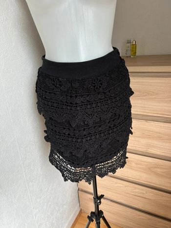 🖤 Superbe jupe en dentelle Cache Cache 🖤