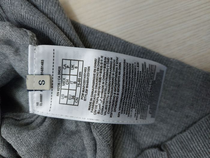 Pull Guess gris - photo numéro 4