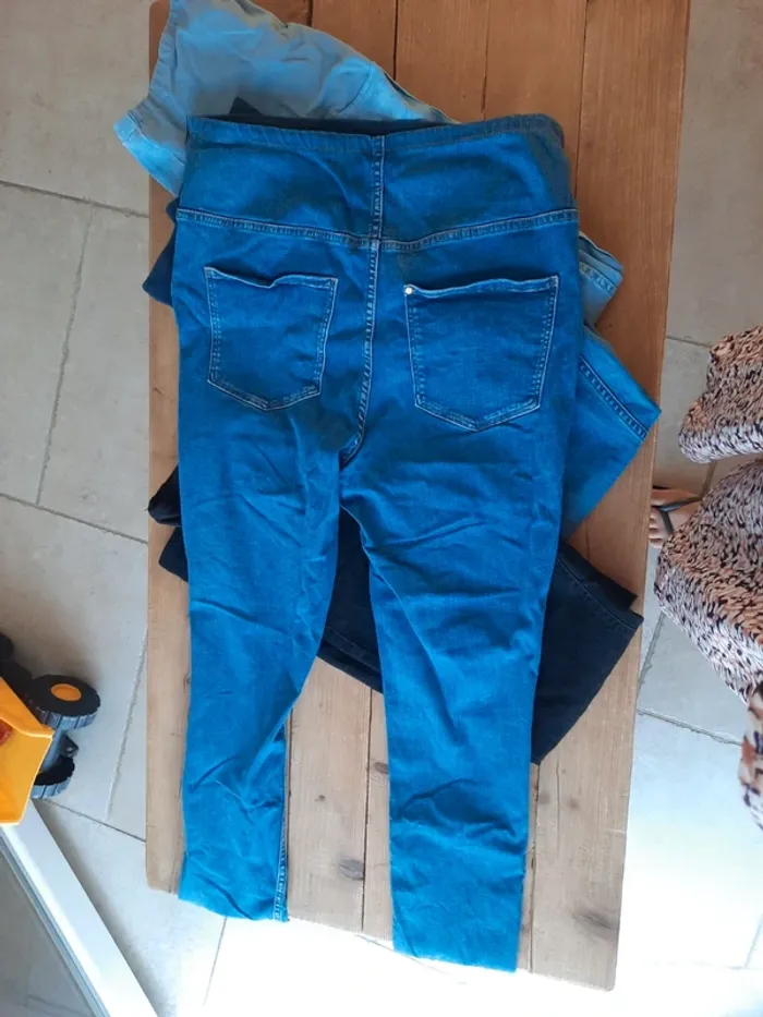 Lot de 4 jeans grossesse - photo numéro 4