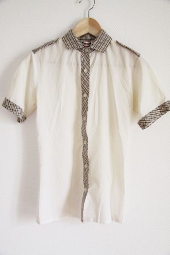 Vintage chemise écru légère avec empiècements en tissus à carreaux