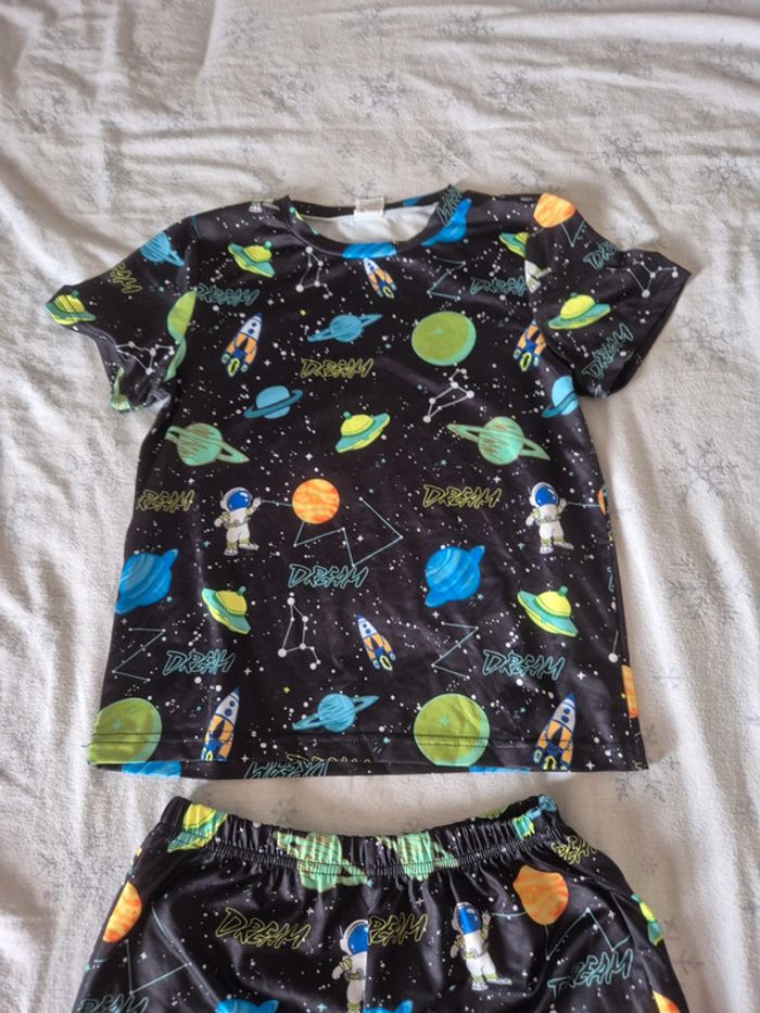 Ensemble pyjama  short+t-shirt 130 cm - photo numéro 3