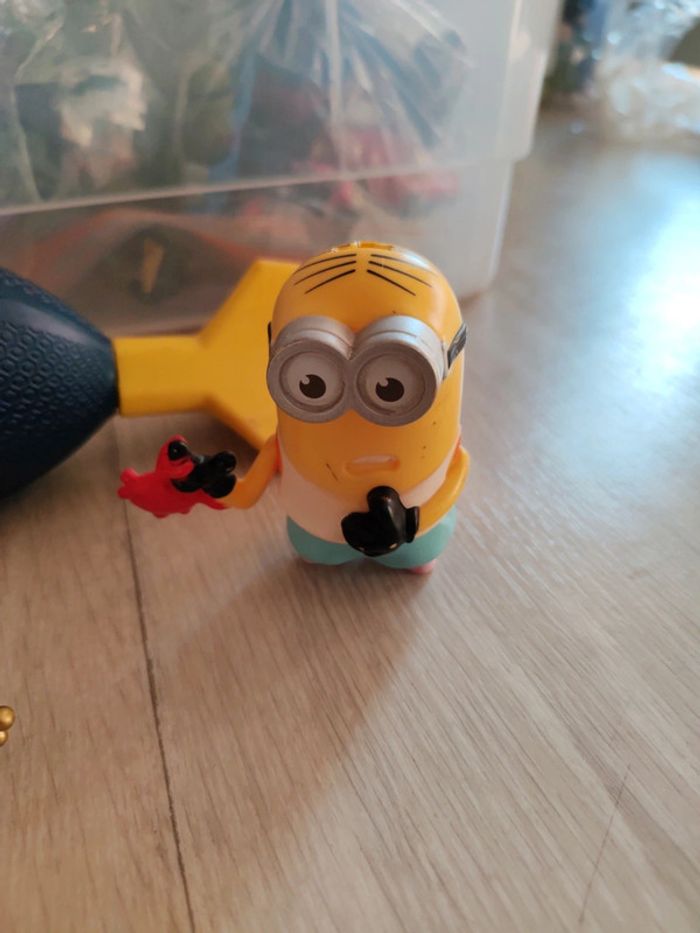 Figurine McDonald's minnion - photo numéro 3