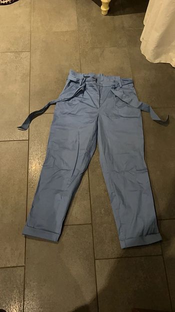 Pantalon chino Mango