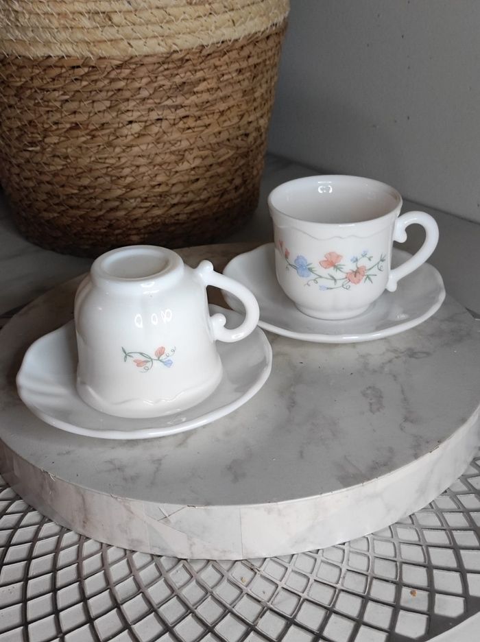 Tasses arcopal fleurs bois de senteur - photo numéro 5