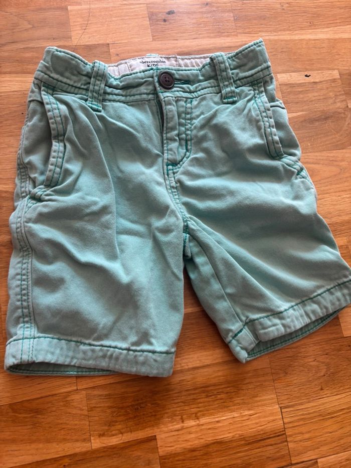 Short Abercrombie 5/6 ans