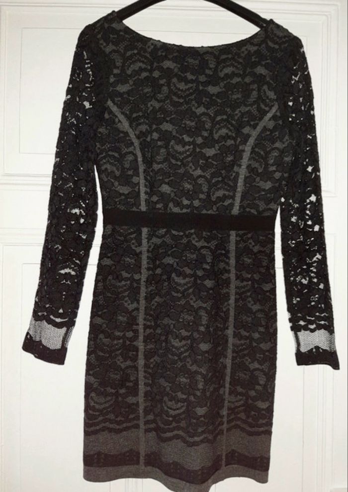 Magnifique robe tara jarmon très bon état taille 36
