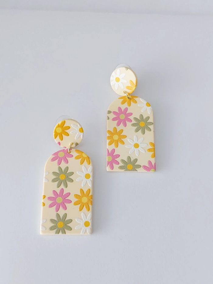 Boucles d'oreilles pendantes  - motif fleurs - tendance bohème - printemps été 🌼 - photo numéro 5