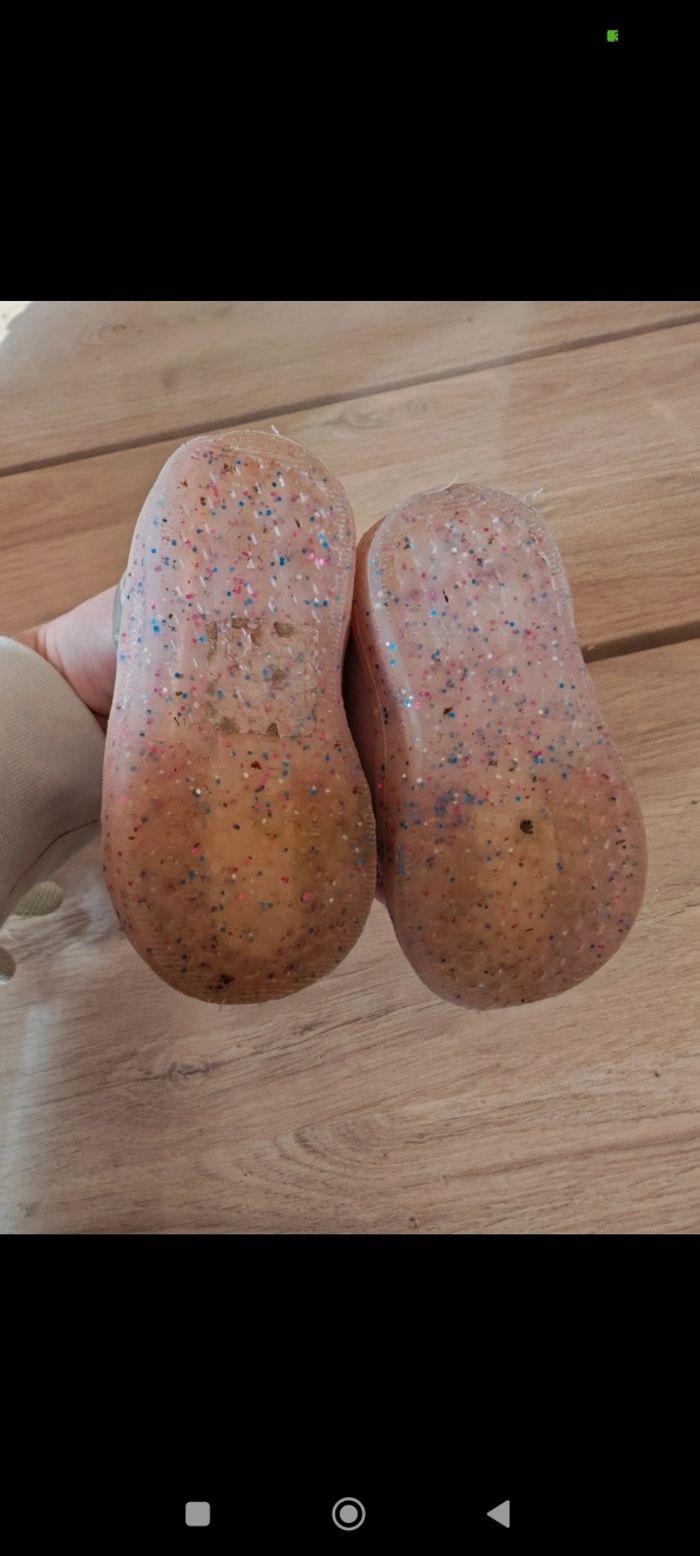 Chaussure bébé fille pointure 18 bon état - photo numéro 5