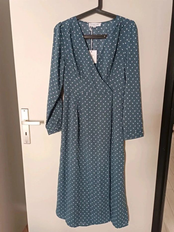 Robe longue bleu motif fantaisie effet vintage pin up Taille S/M In April 1986 Neuf avec étiquette - photo numéro 3