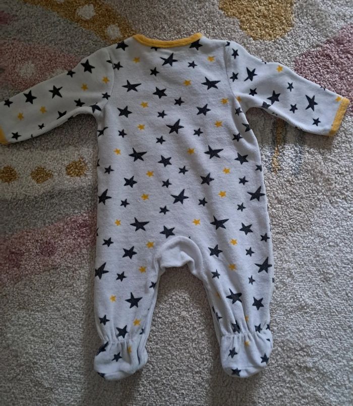 Pyjama 3 mois - photo numéro 2
