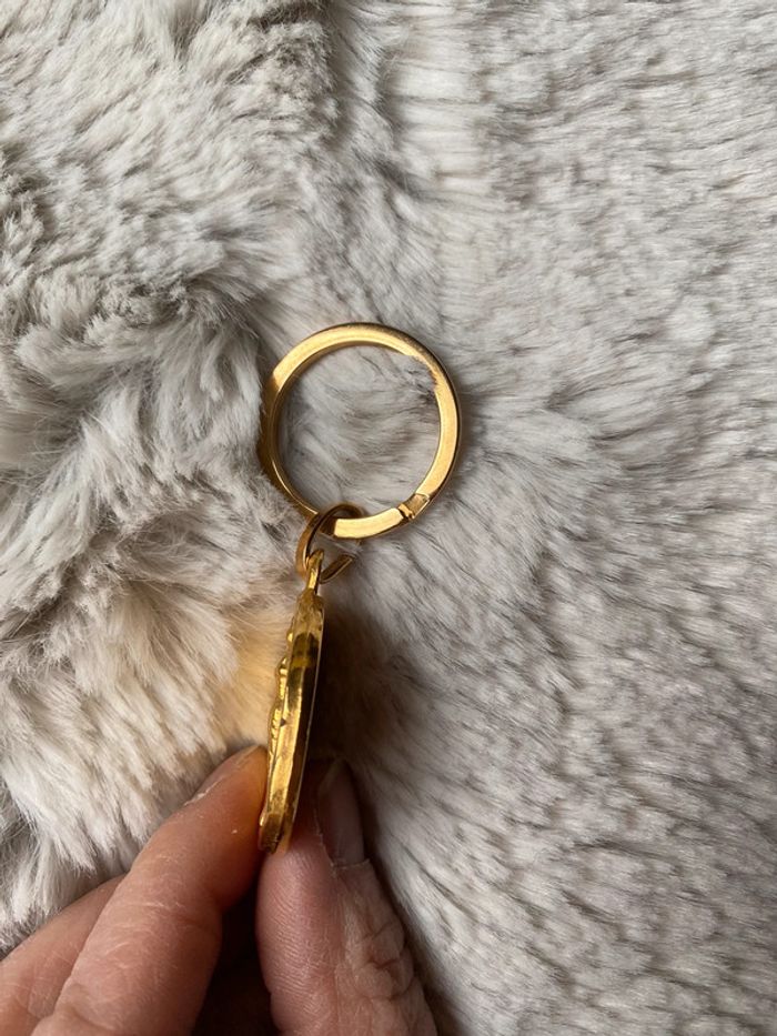 Porte clefs journée de la femme Avon - photo numéro 4