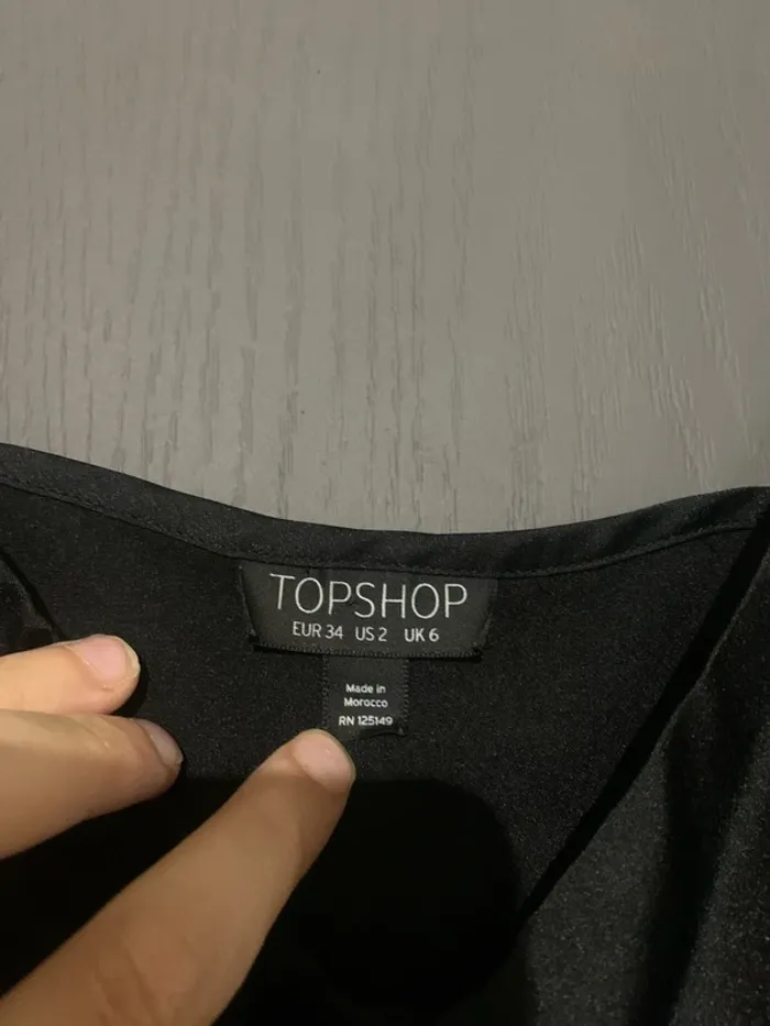 Top noir satiné Top Shop - Taille 34 - photo numéro 2