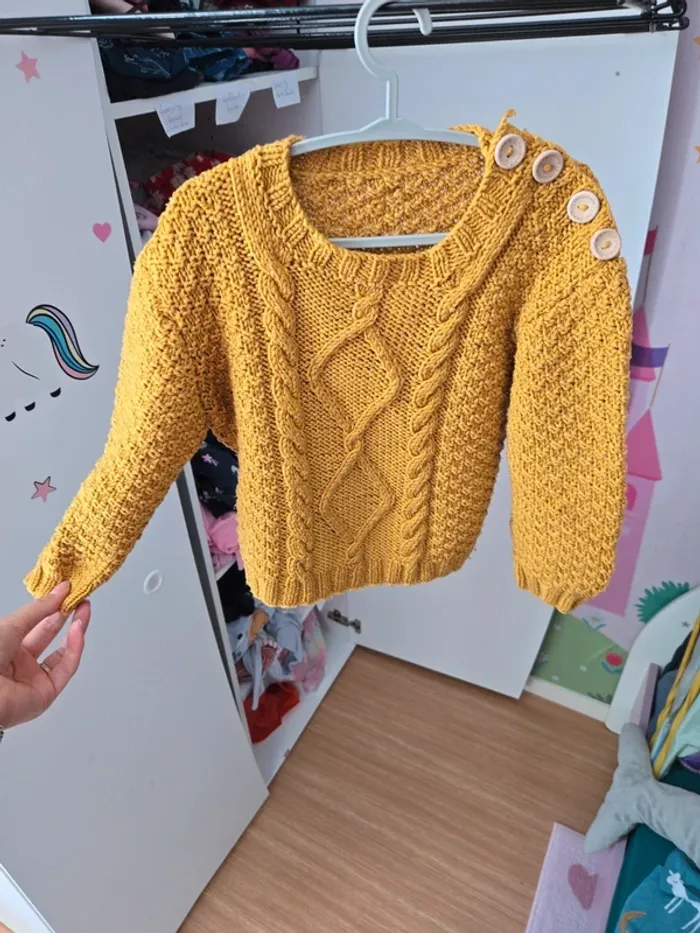 Pull fait main taille 4 ans - photo numéro 2