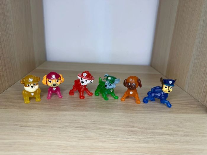 Lot de figurines pat patrouille