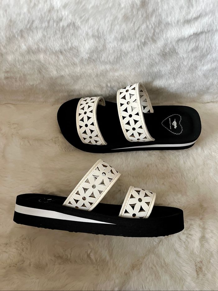 Sandales, claquettes blanches rocket dog 37 - photo numéro 3