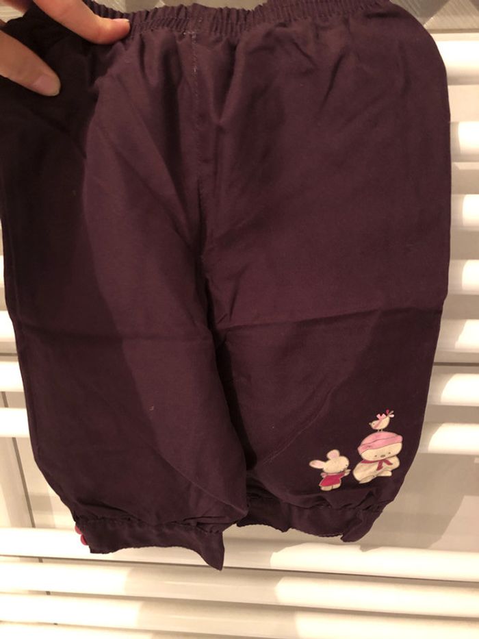 Pantalon 12 mois en tbe à 2 euros