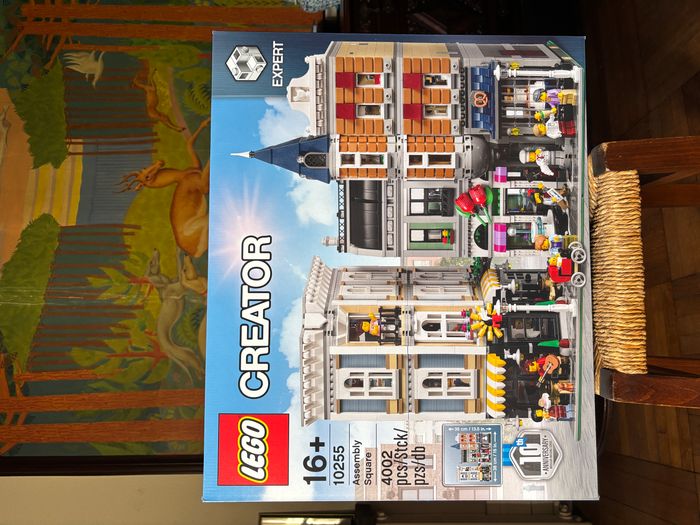 LEGO 10255 La place de l’assemblée NEUF