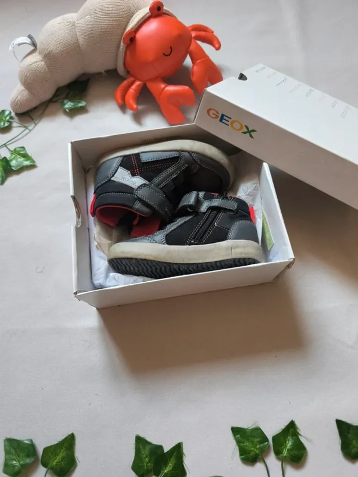 Paire de basket montante noir et rouge 🍃 Geox - photo numéro 2
