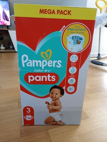 Pack 1 mois couche Pampers taille 3