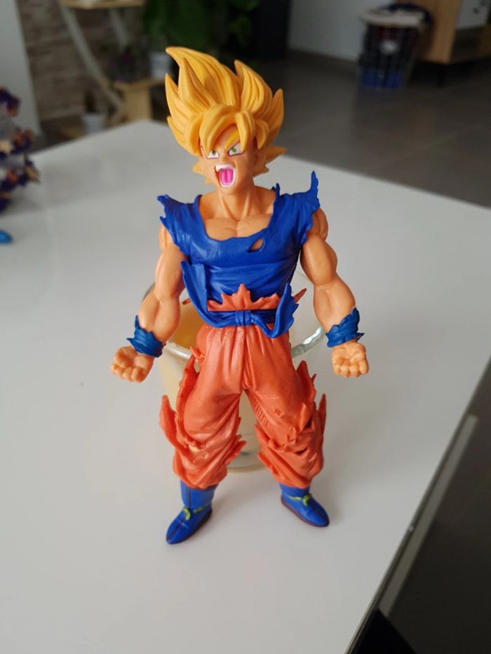 Figurine Dragon Ball, Super Sayan 19cm
