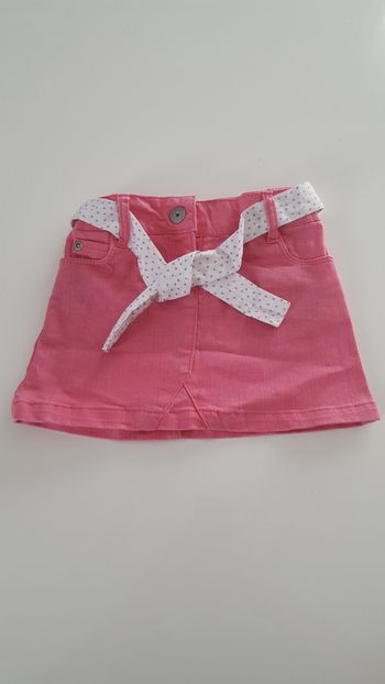 Jupe rose et ceinture blanche / Vertbaudet / 3 ans
